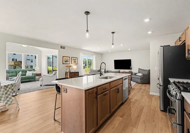 2nd image of 3157 Deer Haven Dr, Jenison, MI 49428 | MLS# 65026036074