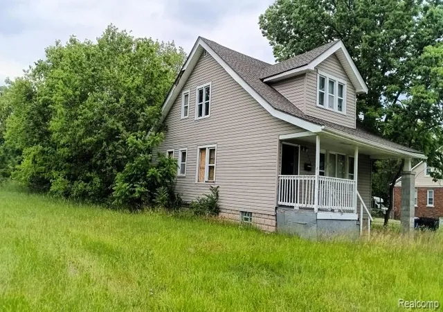 Photo 2 of Single family home for sale at 14221 Jane St, Detroit, MI 48205 | MLS# 20261054487 | Listing updated on 2026-10-19
