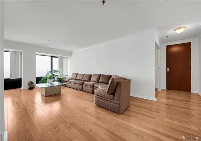 Photo 4 of Condo for sale at 1001 W Jefferson Ave #13B, Detroit, MI 48226 | MLS# 20261054486 | Listing updated on 2026-09-12