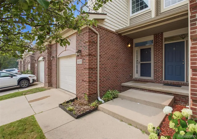 Photo 2 of Condo for sale at 3025 Aspen Ln, Ann Arbor, MI 48108 | MLS# 20261054496 | Listing updated on 2026-09-05