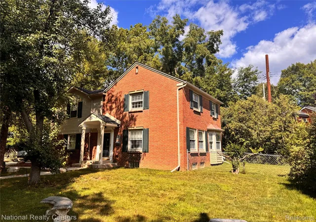 Photo 1 of Single family home for sale at 1905 Steere Pl, Ann Arbor, MI 48104 | MLS# 20261054505 | Listing updated on 2026-09-02