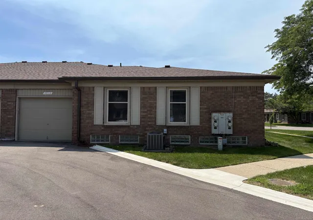 Photo 1 of Sale Pending at 49116 Conway Ct, Shelby Township, MI 48315 | MLS# 58050214977 | Listing updated on 2026-10-04