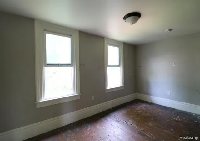 16th image of 4229 Mill St, North Branch, MI 48461 | MLS# 20261054550