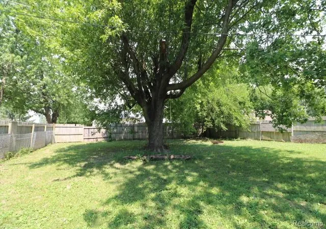 5th image of 4229 Mill St, North Branch, MI 48461 | MLS# 20261054550