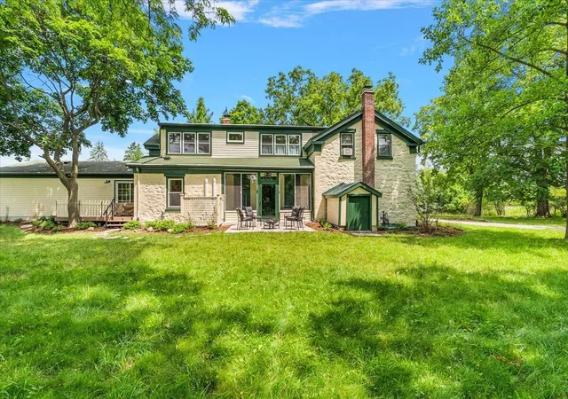Photo 3 of Single family home for sale at 1575 Earhart Rd, Ann Arbor, MI 48105 | MLS# 81026036102 | Listing updated on 2026-09-16