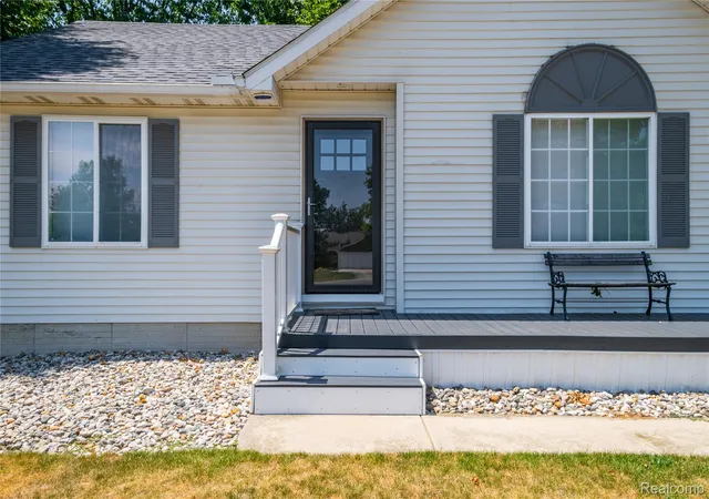 2nd image of 7030 Jennings Rd, Swartz Creek, MI 48473 | MLS# 20261054578