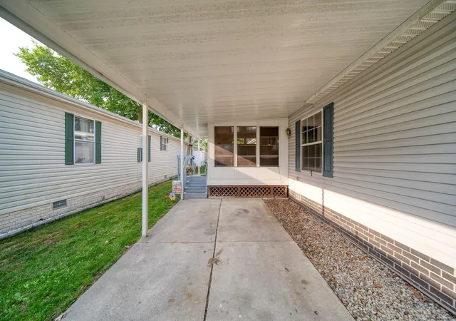 2nd image of 510 Missouri River Ct, Adrian, MI 49221 | MLS# 81026036126