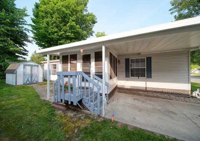 3rd image of 510 Missouri River Ct, Adrian, MI 49221 | MLS# 81026036126
