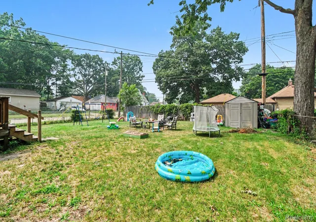 Photo 23 of Single family home for sale at 1107 E Hayes Ave, Hazel Park, MI 48030 | MLS# 20261054590 | Listing updated on 2026-08-28