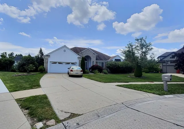 Photo 1 of Sale Pending at 28363 Lady K Ct, Southfield, MI 48034 | MLS# 81026036138 | Listing updated on 2026-08-12