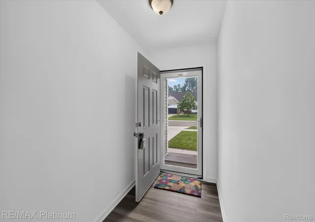 Photo 3 of Condo for sale at 10324 Swan Lake Cir, Ypsilanti, MI 48197 | MLS# 20261054622 | Listing updated on 2026-08-02