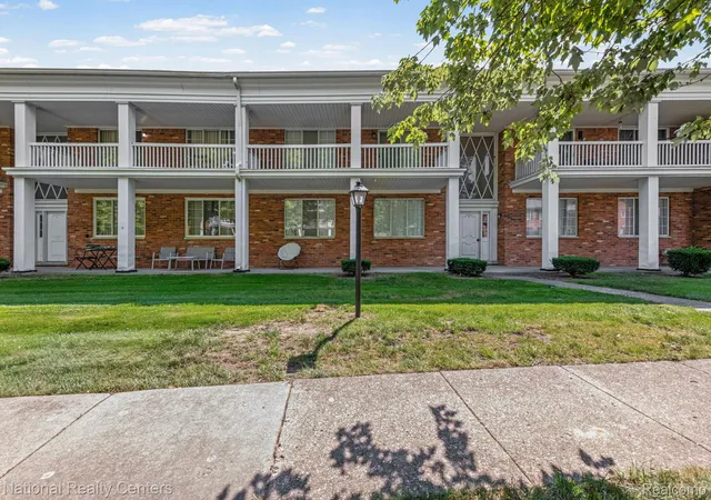 Photo 2 of Condo for sale at 29546 Hoover Rd, Warren, MI 48093 | MLS# 20261054636 | Listing updated on 2026-09-09