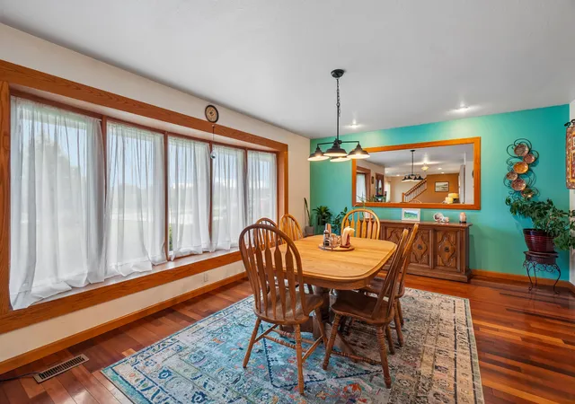 Photo 4 of Single family home for sale at 1092 Rose Rd, Petersburg, MI 49270 | MLS# 81026036168 | Listing updated on 2026-09-12