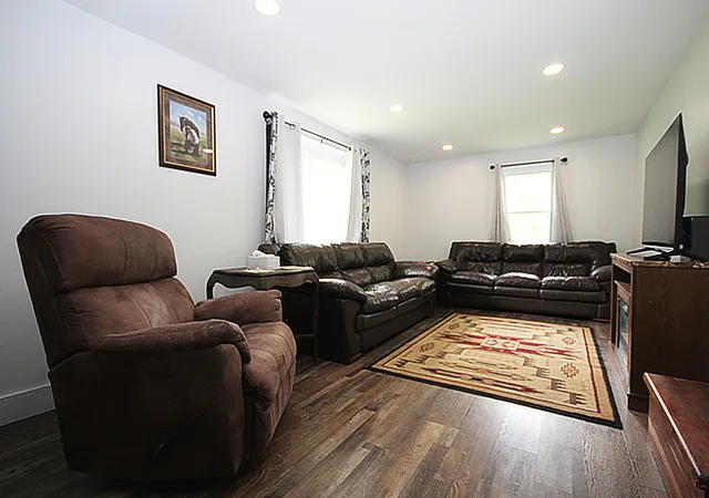 Photo 3 of Single family home for sale at 7231 E Y Z Ave, Vicksburg, MI 49097 | MLS# 66026036160 | Listing updated on 2026-08-02