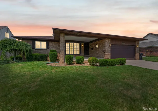 Photo 1 of Sale Pending at 21580 Georgetown Rd, Woodhaven, MI 48183 | MLS# 20261054643 | Listing updated on 2026-08-02