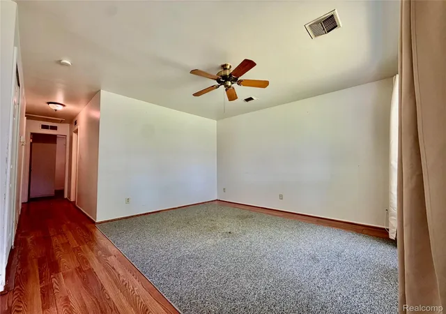 Photo 4 of Single family home for sale at 18341 Colgate St, Dearborn Heights, MI 48125 | MLS# 20261054650 | Listing updated on 2026-07-19