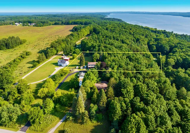 2nd image of 11446 Barnes Rd, Kewadin, MI 49648 | MLS# 78080071116