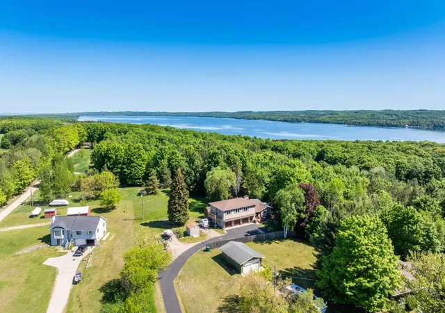 3rd image of 11446 Barnes Rd, Kewadin, MI 49648 | MLS# 78080071116