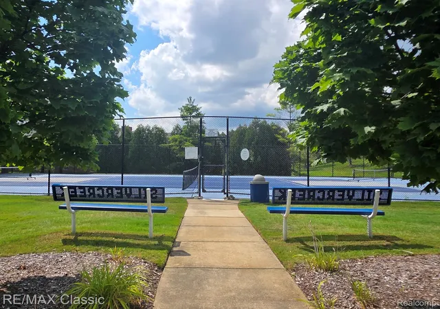 Listing Photo 2 - Condo for sale in building located at 3391 Tremonte Cir S, Rochester, MI 48306 - Unit #Suite 100