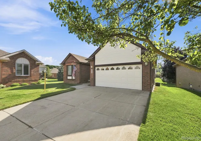 Photo 3 of Condo for sale at 36464 Perfecta Ct, Clinton Township, MI 48035 | MLS# 20261054690 | Listing updated on 2026-09-12