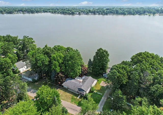 Photo 3 of Single family home for sale at 58881 Yeatter Rd, Colon, MI 49040 | MLS# 66026036206 | Listing updated on 2026-07-15