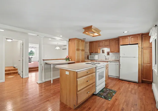 Photo 3 of Single family home for sale at 58881 Yeatter Rd, Colon, MI 49040 | MLS# 66026036206 | Listing updated on 2026-07-15