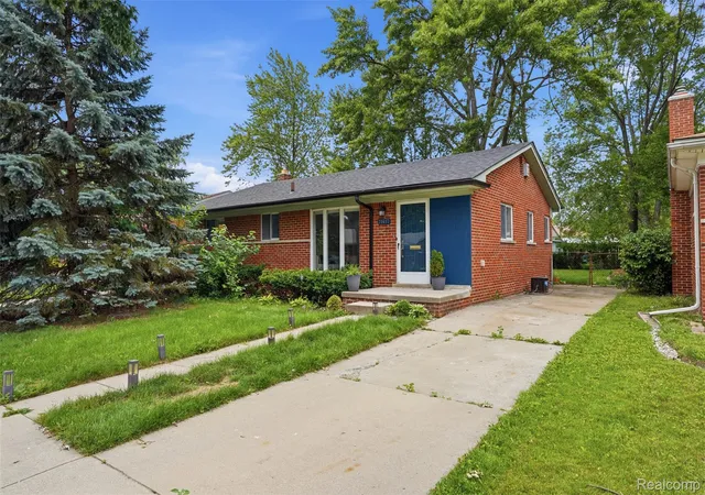 2nd image of 29697 Spoon, Madison Heights, MI 48071 | MLS# 20261054701