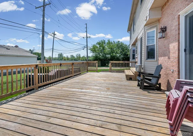 Photo 4 of Single family home for sale at 24909 Foxmoor Blvd, Woodhaven, MI 48183 | MLS# 20261054704 | Listing updated on 2026-09-12