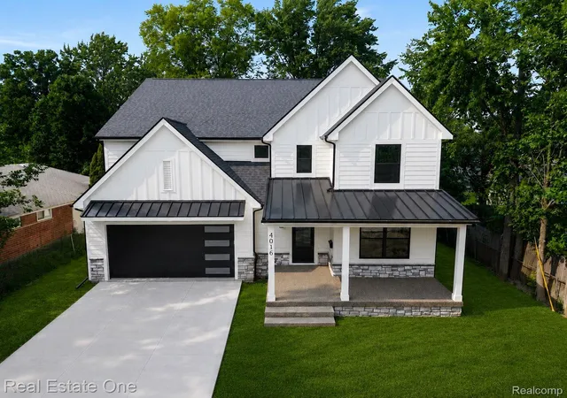 Photo 2 of Single family home for sale at 4016 W Webster Rd, Royal Oak, MI 48073 | MLS# 20261054702 | Listing updated on 2026-07-17