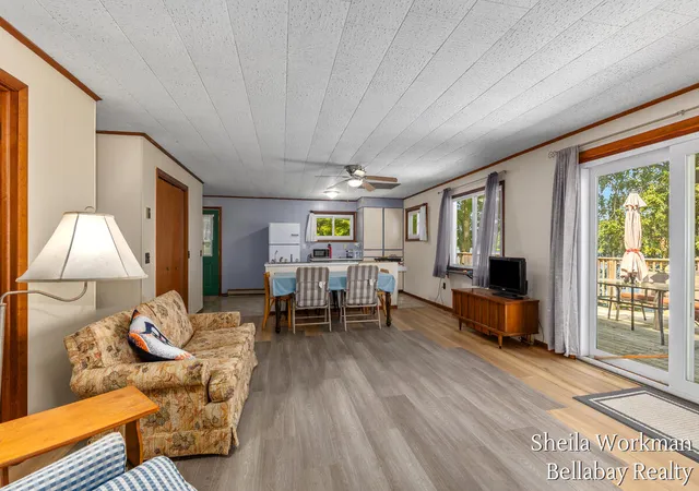 Photo 4 of Single family home for sale at 305 Clear Lake Dr, Dowling, MI 49050 | MLS# 65026036213 | Listing updated on 2026-07-29