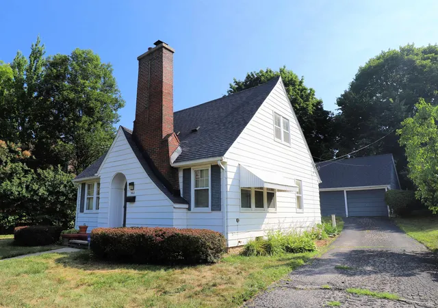Photo 1 of Sale Pending at 502 Dougherty Pl, Flint, MI 48504 | MLS# 5050215044 | Listing updated on 2026-09-11