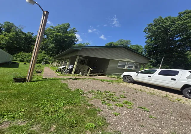 Listing Photo 5 - Condo for sale in building located at 2364 N Parma Rd, Parma, MI 49269