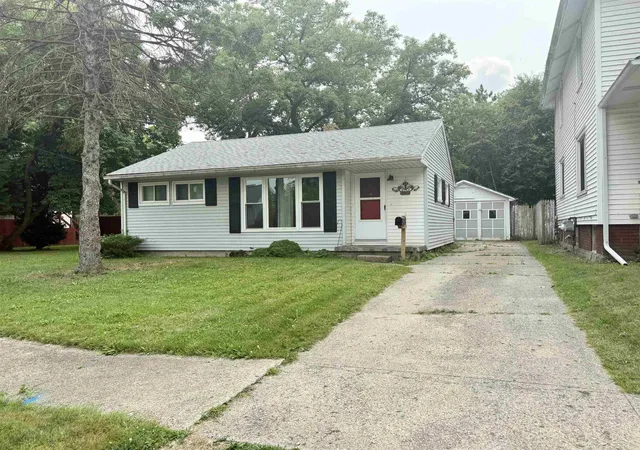 Photo 2 of Single family home for sale at 815 Reed St, Saginaw, MI 48602 | MLS# 61050215050 | Listing updated on 2026-07-16