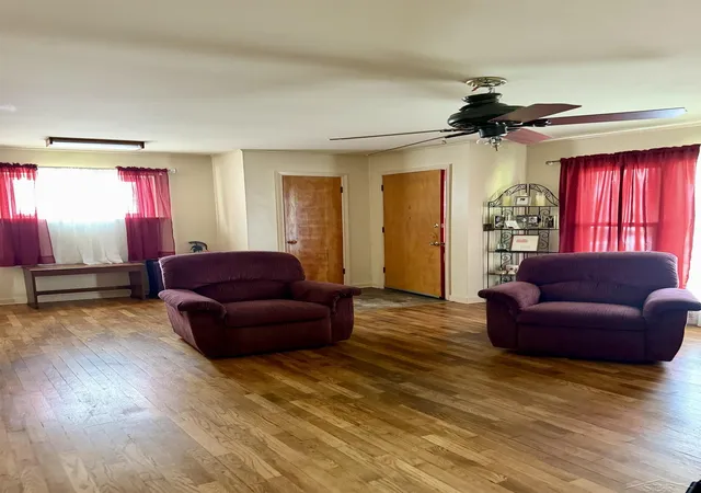 Photo 3 of Single family home for sale at 815 Reed St, Saginaw, MI 48602 | MLS# 61050215050 | Listing updated on 2026-07-16