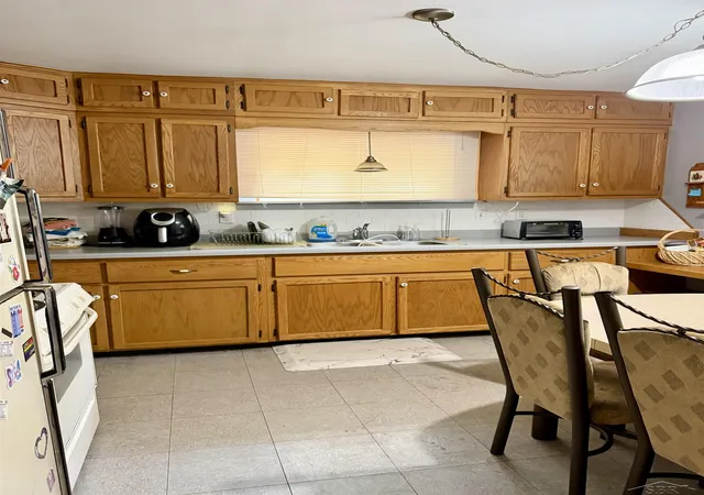 Photo 4 of Single family home for sale at 815 Reed St, Saginaw, MI 48602 | MLS# 61050215050 | Listing updated on 2026-07-16