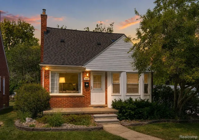 Photo 1 of Single family home for sale at 3100 Edgewood St, Dearborn, MI 48124 | MLS# 20261054737 | Listing updated on 2026-09-09