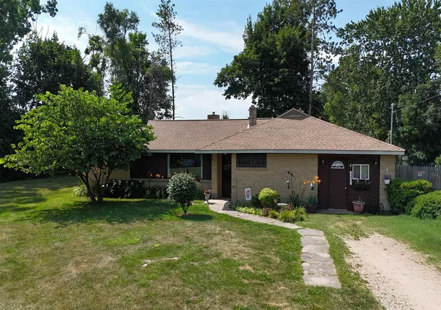 1st image of 3488 E Rosebush Rd, Rosebush, MI 48878 | MLS# 79080071128