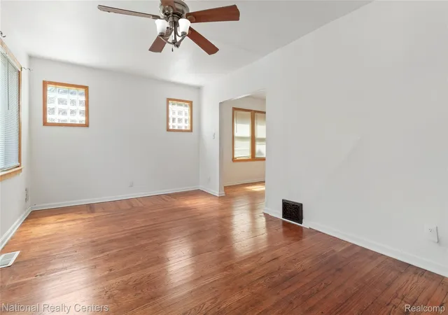 5th image of 9281 Boleyn St, Detroit, MI 48224 | MLS# 20261054765