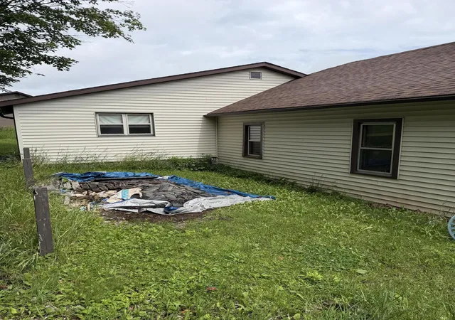 5th image of 106 3Rd St, Crystal Falls, MI 49920 | MLS# 66026036261