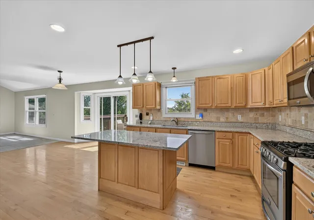 Photo 3 of Single family home for sale at 1041 Bicentennial Pkwy, Ann Arbor, MI 48108 | MLS# 66026036278 | Listing updated on 2026-09-08