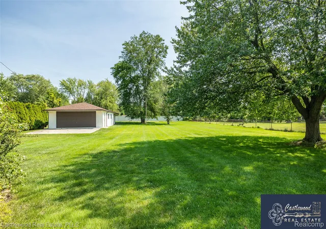 5th image of 17150 S Nunneley Rd, Clinton Township, MI 48035 | MLS# 20261054786