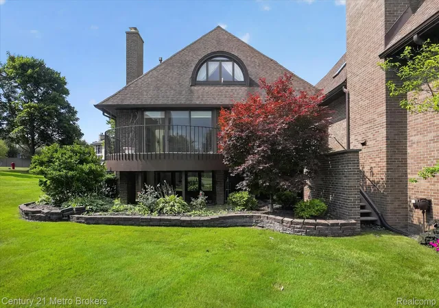 Condo for sale at 9095 S Saginaw Rd #13, Grand Blanc, MI 48439 | MLS# 20261054788