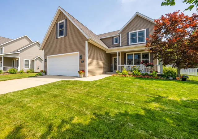 2nd image of 5891 Racine Dr, Stevensville, MI 49127 | MLS# 69026036295