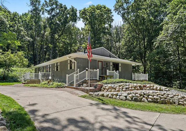 1st image of 8775 W S Ave, Schoolcraft, MI 49087 | MLS# 66026036299