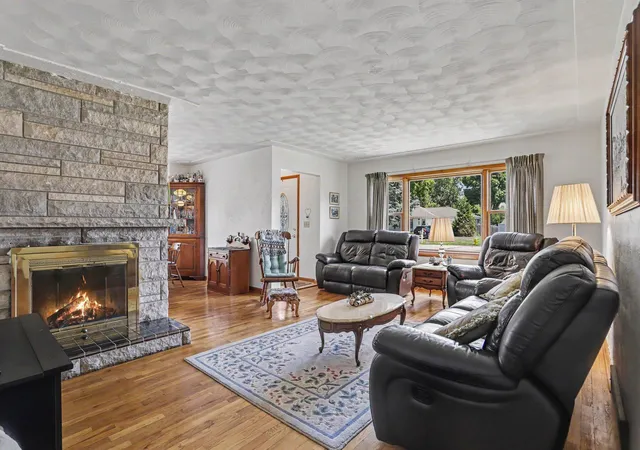 Photo 3 of Single family home for sale at 314 Pepperidge Ln, Battle Creek, MI 49015 | MLS# 64026036309 | Listing updated on 2026-09-18