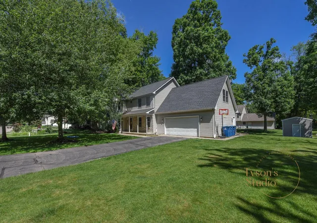 3rd image of 275 Jacaranda Dr, Battle Creek, MI 49015 | MLS# 66026036317