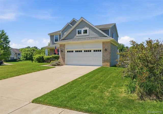 Photo 2 of Single family home for sale at 94 Blackberry Dr, White Lake, MI 48386 | MLS# 20261054812 | Listing updated on 2026-09-12