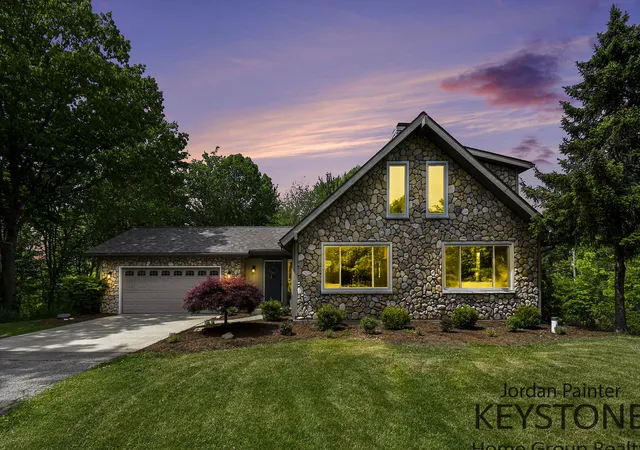 Photo 1 of Single family home for sale at 5964 Chicago Dr, Zeeland, MI 49464 | MLS# 65026036323 | Listing updated on 2026-09-17