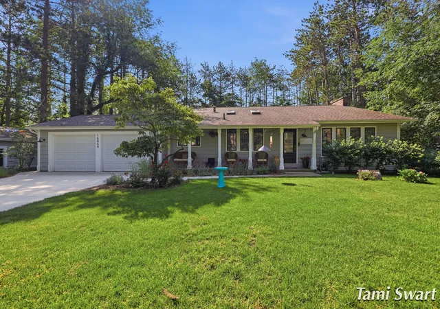Photo 1 of Single family home for sale at 16864 Timber Dunes Dr, Grand Haven, MI 49417 | MLS# 71026036328 | Listing updated on 2026-09-09