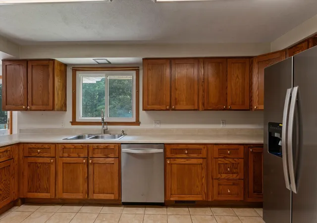 3rd image of 8696 Maplewood Dr, Berrien Springs, MI 49103 | MLS# 69026036335